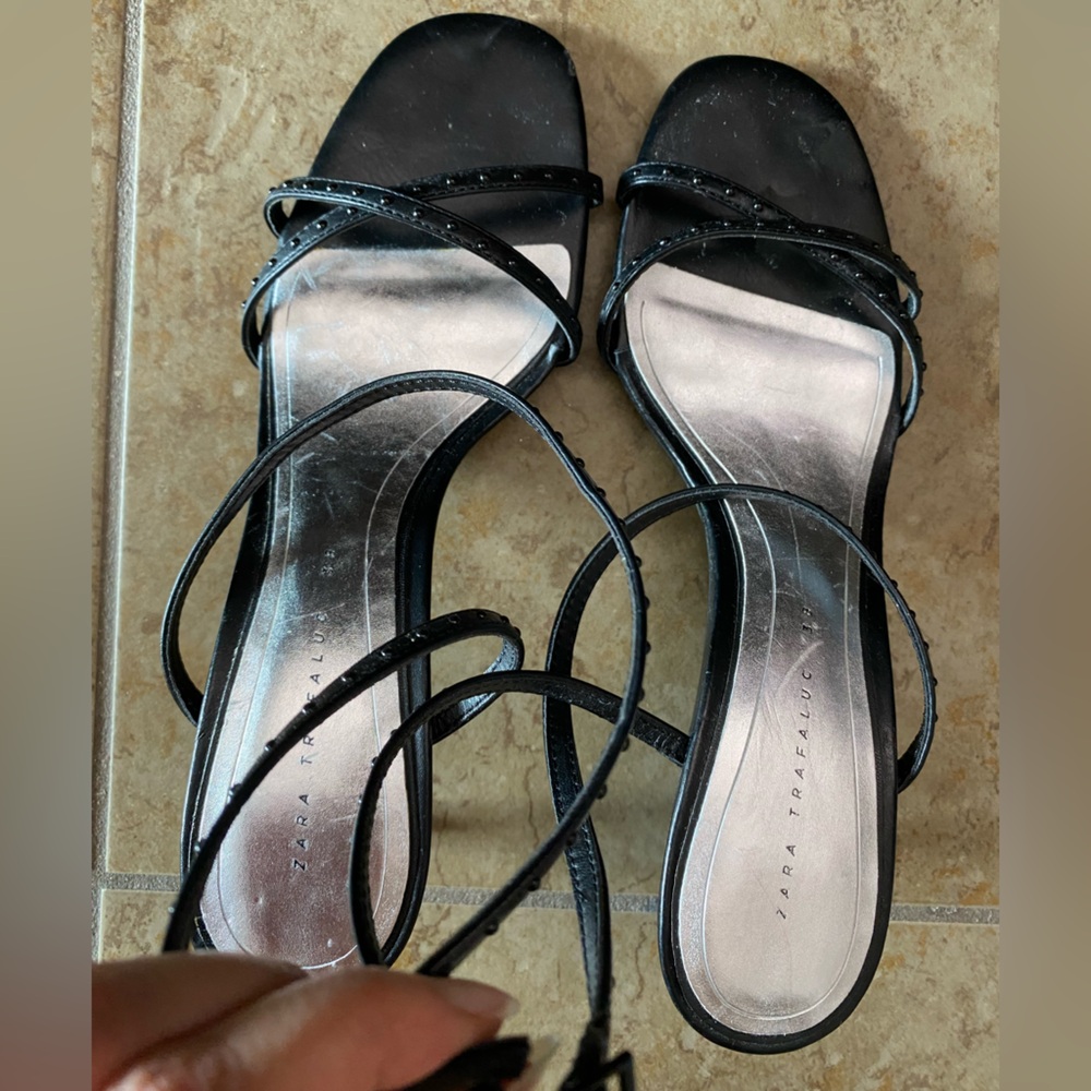Zara black high heels sandal shoes with thin Crossed studded straps size 38 7.5